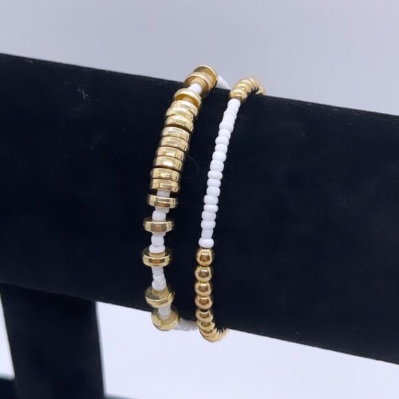 NWT Wool + Pepper Co. White & Gold Bracelet Stack - Picture 2 of 4